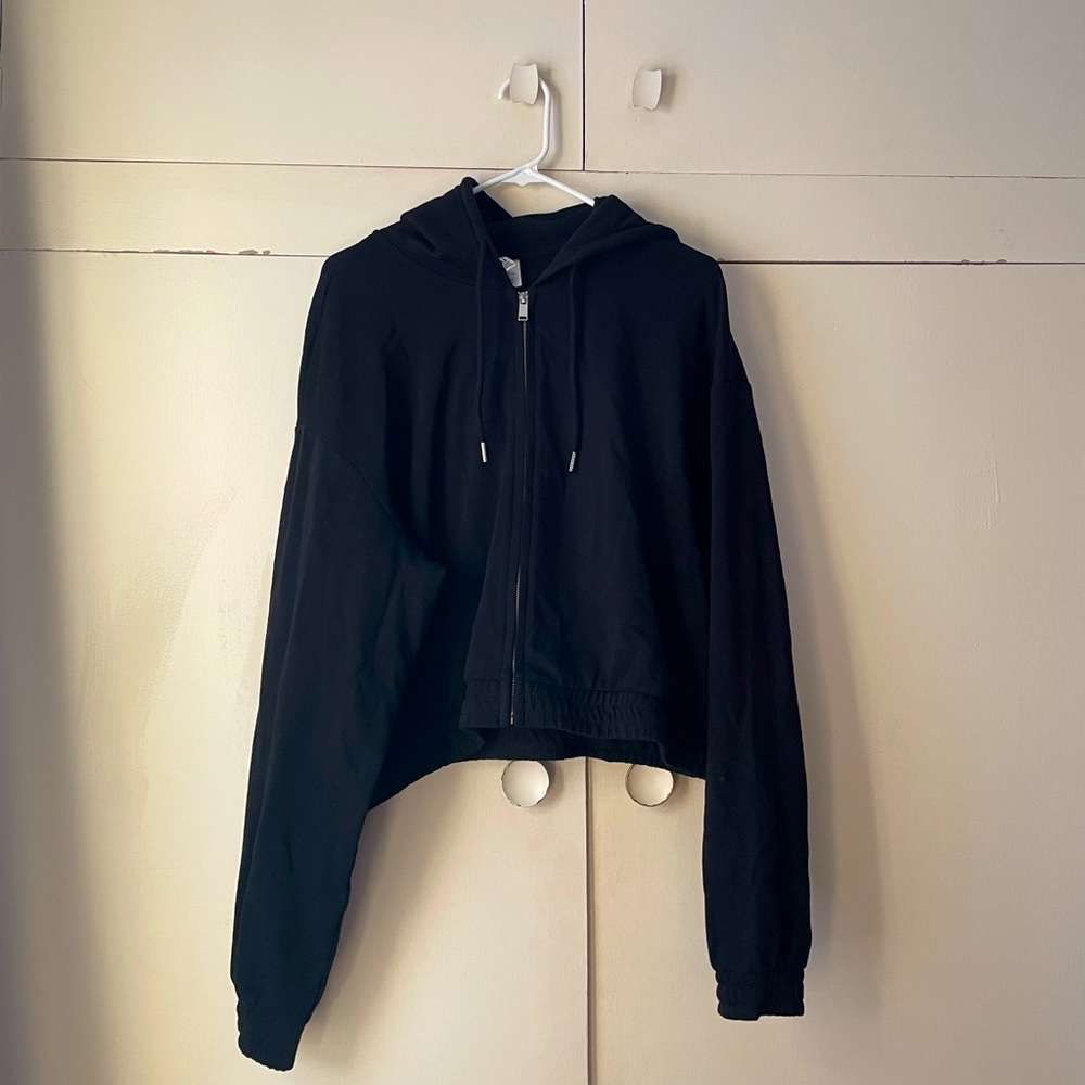 H&M cropped zip-up hoodie
